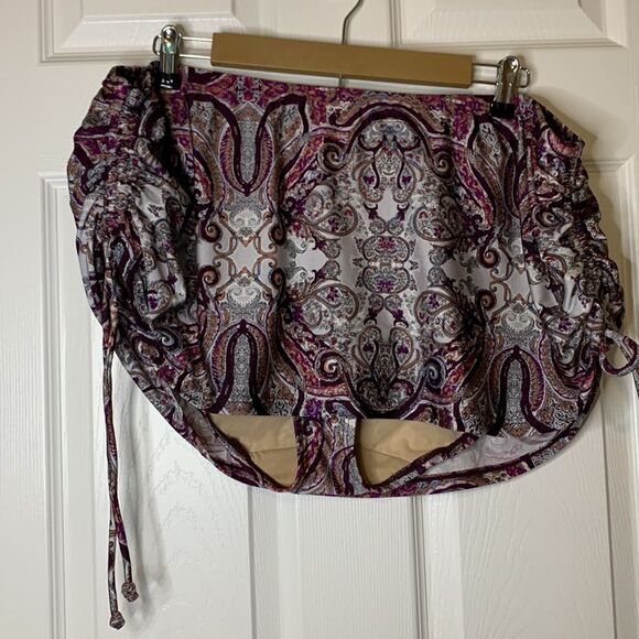 NWT LANE BRYANT Paisley SWIM BY CACIQUE. Top size 42 DD and Bottom size 18 - Picture 10 of 16